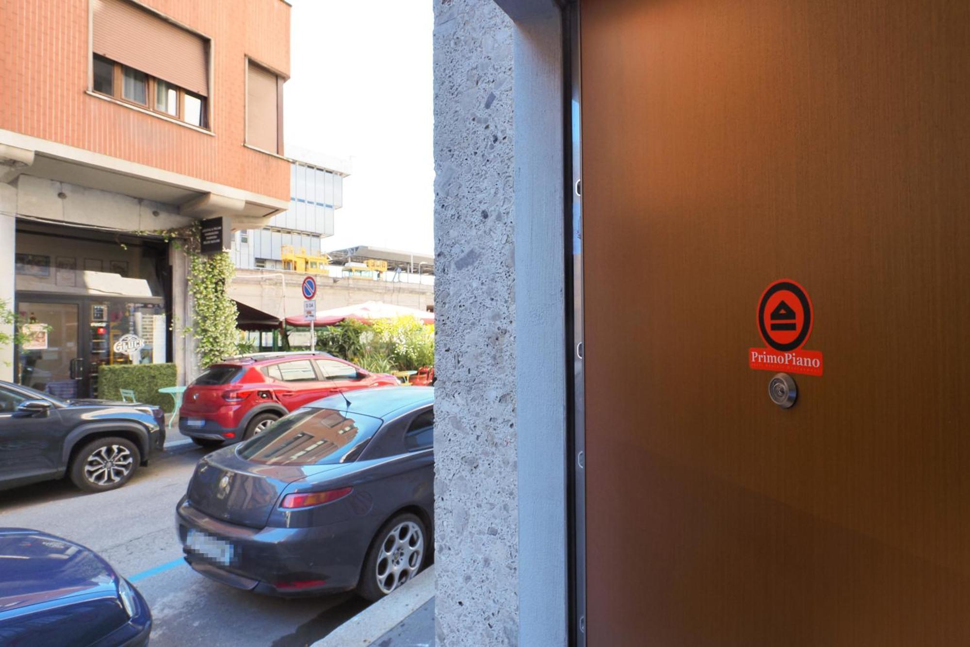Primopiano - Gluck B Apartamento Milão Exterior foto